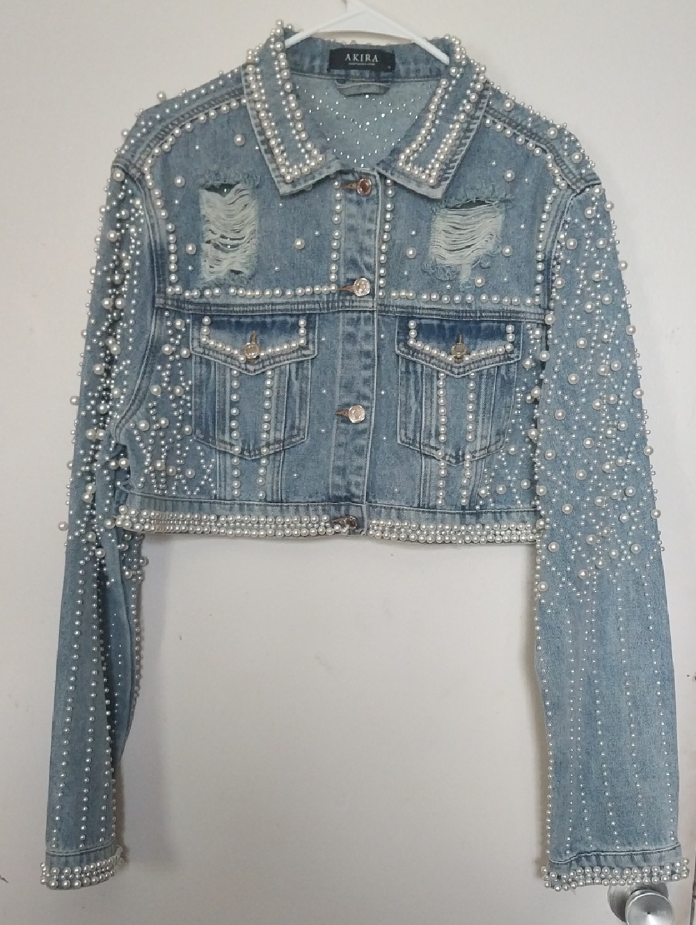 AKIRA Light Blue Pearl-Studded Cropped Denim Jacket